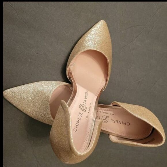 BRAND NEW CHINESE LAUNDRY POINTED TOE GOLD  SHIMMER GLITTER SHOES - Picture 15 of 16